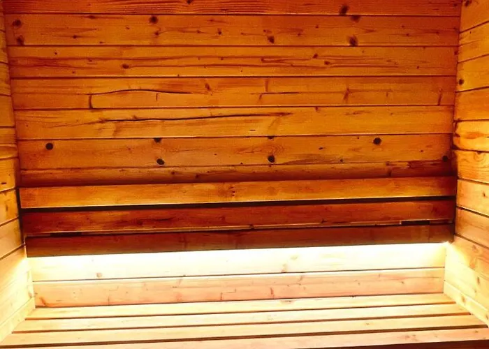 Chatynki W Krynicy Zdroj Feriehus *